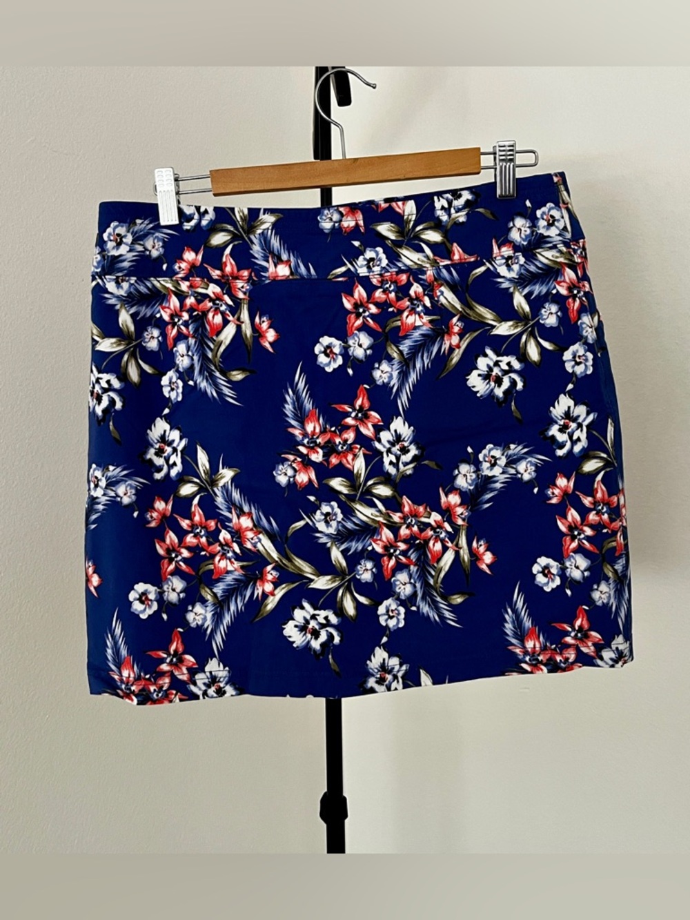 🌺 Mario Serrani Italy Floral Liesure Skort | Coastal Country Club Chic | Golf - Picture 7 of 9